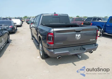 2020 Ram 1500 Big Horn 4X4 5'7 Box z USA, uszkodzony, nr VIN 1C6SRFFTXLN151798